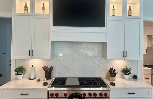 West Vancouver House | Major international sporting event. Brand new 6 BD, 8 BA, Whiskey Room, Games room+ more