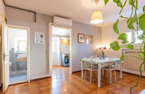 Prato Apartment | Firenzuola9 Free Parking 25 minutes from Florence