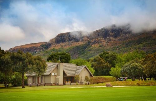 Hartbeespoort Hotel | First Group Magalies Park