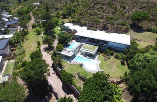 Scott Estate Villa | Flightdeck by Cape Dream Stay