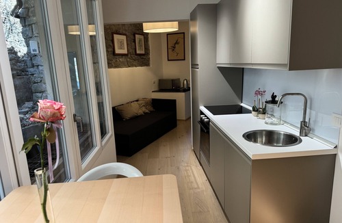 Florence Apartment | Florence Rock Apartment