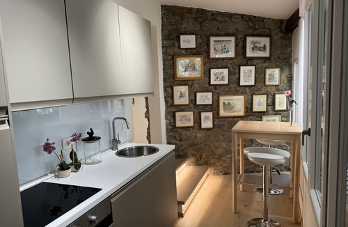 Florence Apartment | Florence Rock Apartment