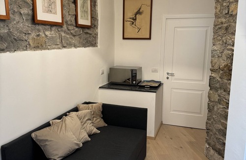 Florence Apartment | Florence Rock Apartment