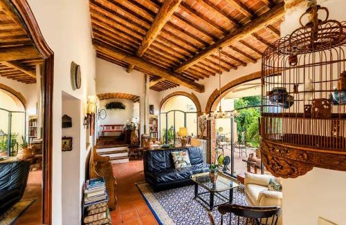 Scandicci House | Florence Sunset Hills Giogoli