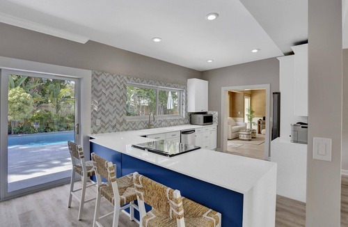 17th Street Causeway House | Fort Lauderdale Beach House with Golf Cart, Pool, walk to beach!