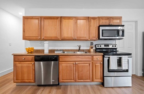 Sailboat Bend Apartment | Fresh & Bright Condo 1BR/1BA – Near Riverwalk