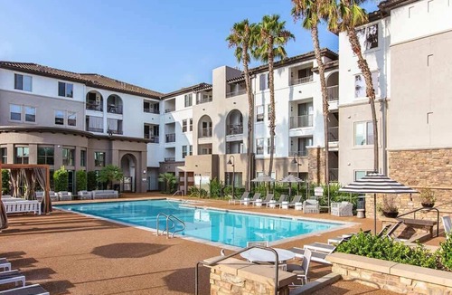 Mission Valley West Apartment | Fully Furnished 1BR Mission Valley w/Wi-Fi