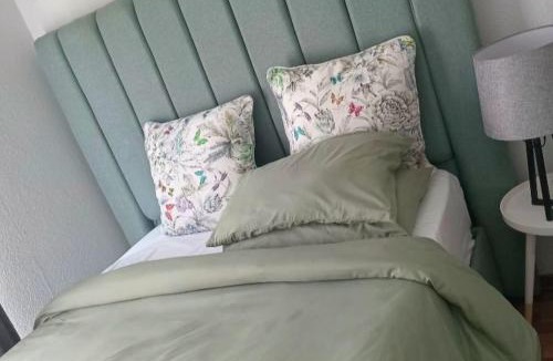 Weltevredenpark Apartment | Fully Furnished 3 bedroom apartment rental