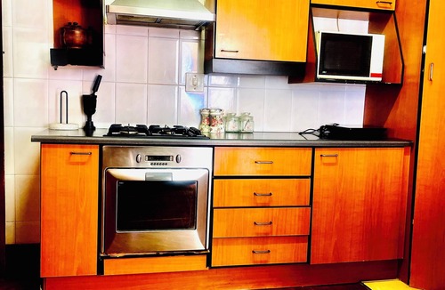 Greater Johannesburg Metropolitan Area Villa | Fully furnished home in Melville-5 minutes to the famous 7th Street