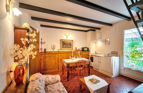 Pistoia House | Gabriella's Cottage with Private Pool