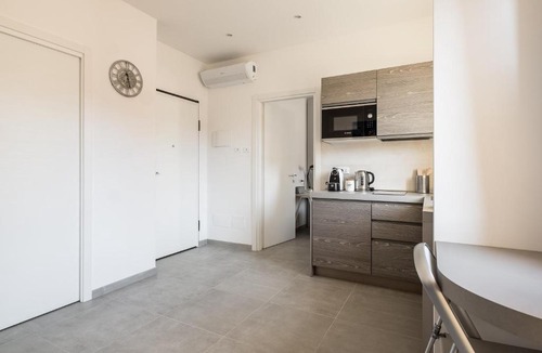 Historic Center Apartment | Galleria del Reno by Wonderful Italy