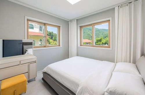 Deokhyeon House | Gapyeong Dream Pool Villa Pension