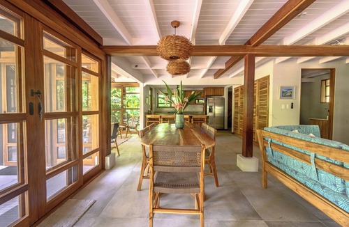 Chiguata House | Gated Beachfront Community- Huge Natural Pool- TRIPLE Suites Birders delight!