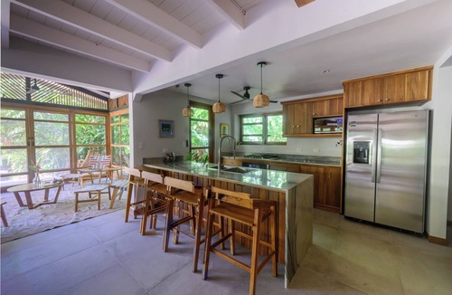 Chiguata House | Gated Beachfront Community- Huge Natural Pool- TRIPLE Suites Birders delight!
