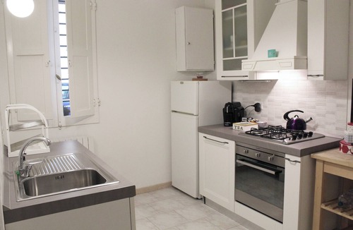 Santo Stefano Apartment | Gelsomino Apartment | Maison Louise Bologna