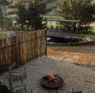 Caledon House | Glen Oakes Farm Stay
