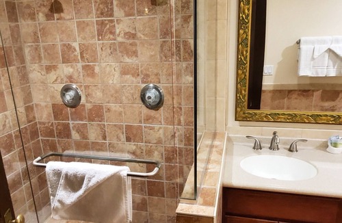Santa Paula Hotel | Glen Tavern Inn