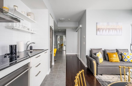 Toronto Entertainment District Apartment | GLOBALSTAY. Sunshiny 1 BD 61 st Floor