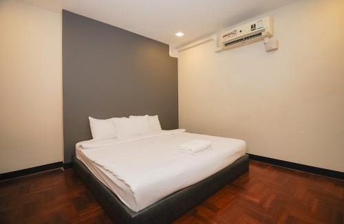 Bang Rak Apartment | GO INN Silom - BTS Surasak station