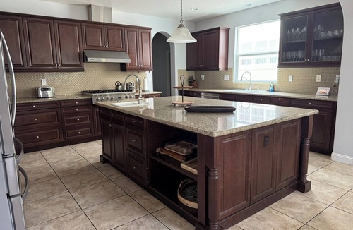 Oxnard Shores House | Gorgeous beach property at the Mandalay Shores