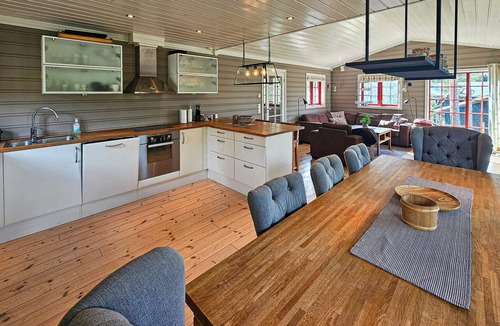 Kroderen House | Gorgeous home in Eggedal with sauna