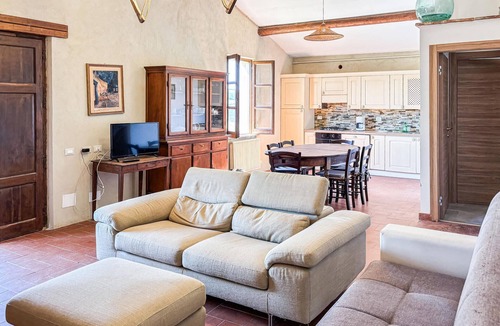 Radicondoli House | Gorgeous home in Radicondoli SI