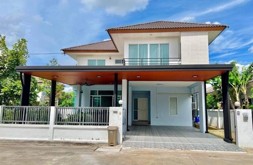 Nai Mueang House | Gorgeous Home City-Center Korat