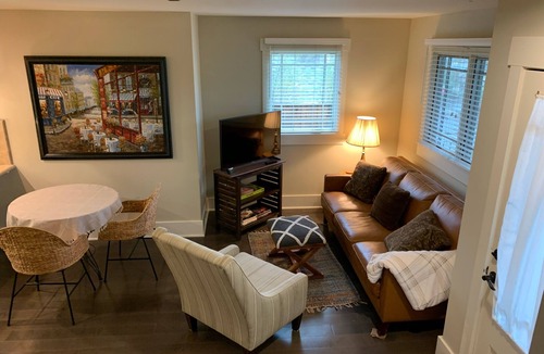 Napa House | Gorgeous Napa Guesthouse close to everything Napa has to offer