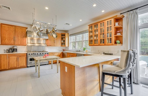 Wainscott House | Gorgeous East Hampton home close to the beach!