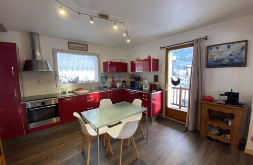 Beaufort Apartment | Grand appartement pour 11 pers. avec belle vue sur le village - FR-1-886-134