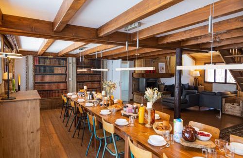 Serraval House | Grand chalet convivial avec sa piscine intérieure