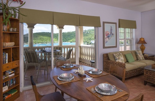Estate Enighed Condo | Grande Bay Condo Beautiful Morning- 3 Bedroom - Wraparound Balcony- Views!