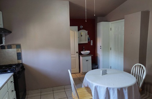 San Antonio de las Minas Cabin | Green Country House in San Antonio de las Minas BC