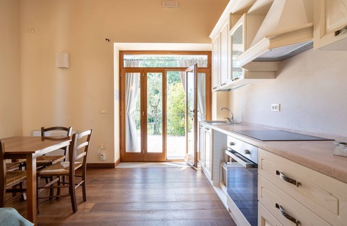 Pieve Santo Stefano Apartment | Green Deluxe Olivo Gentile – Agriturismo with Experiences, Breakfast Included - Le Ceregne Bio