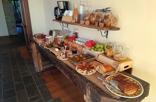 Pieve Santo Stefano Apartment | Green Deluxe Casa De Fiori – Agriturismo with Experiences, Breakfast Included - Le Ceregne Bio