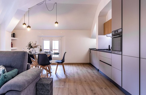 Old Town Apartment | Green Lux-Via Canalino| ZTL pass and parking, air conditioning, Wi-Fi