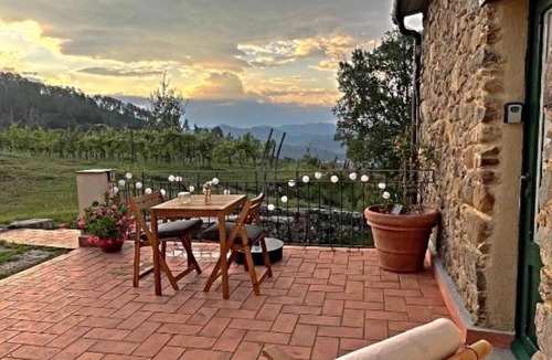 Brugnato House | Green Valley House: Jasmine