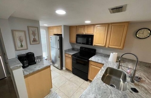 Point East Condo | Ground Floor Ocean View 2/2