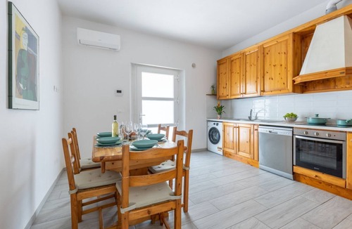 San Piero a Grado Apartment | GuestHost - Charming 95 sqm apartment located on the ground floor of a recently renovated building, able to accommodate up to 5 people. The property is located on Via Livornese, a few meters from the Ciclopista del Trammino, a cycle path that connects