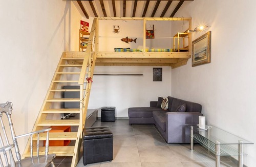 Livorno Apartment | GuestHost - Cozy 80 sqm apartment, able to accommodate 4 people, located on the second floor of a building without a lift.The property is located in the heart of Livorno, in a quiet and residential area full of services. A few minutes walk away are some