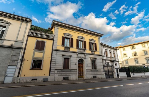 Ricorboli Apartment | GuestHost - Cozy apartment of about 45 sqm, for up to 4 people, located on the 2nd floor with lift (NOT suitable for disabled people; some steps at the entrance) of a renovated ancient building. The apartment is located in the Piazza Ferrucci/Ponte San N