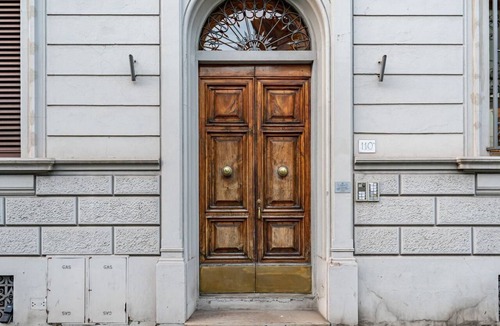 Ricorboli Apartment | GuestHost - Cozy apartment of about 45 sqm, for up to 4 people, located on the 2nd floor with lift (NOT suitable for disabled people; some steps at the entrance) of a renovated ancient building. The apartment is located in the Piazza Ferrucci/Ponte San N