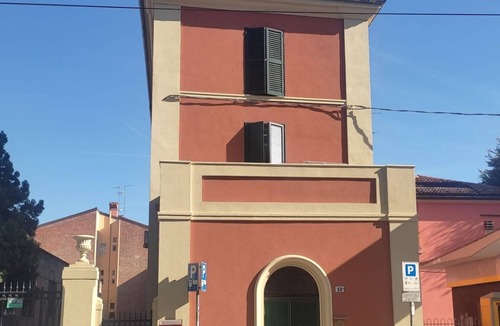 Bologna Fiere District House | GuestHost - Cozy studio apartment located on the first floor of a two-story building.22 sqm, sleeping area with two single beds and bathroomA few steps from Porta San Donato-one of the thirteen access gates,of which today only nine remain-12min by bus fr