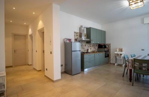Quarto Apartment | GuestHost - Ezilde Residence Flat with Parking