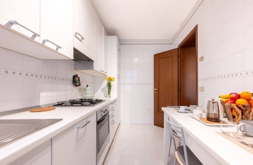 Parma City Centre Apartment | GuestHost - Large Apartment in the Historic Center of Parma
