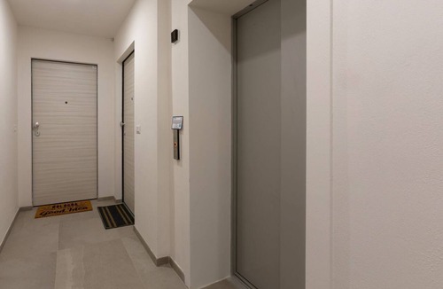 Bolognina Apartment | GuestHost - Modern apartment located on the second floor of a building, equipped with a lift (to access it you have to climb 6 steps)45 sqm apartment, with bedroom and bathroom. The whole house is equipped with an internet connection.Essential services s