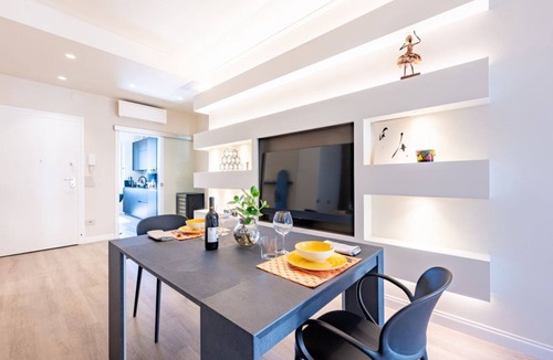 Parma City Centre Apartment | GuestHost - Parma Modern Apartment Balcony!