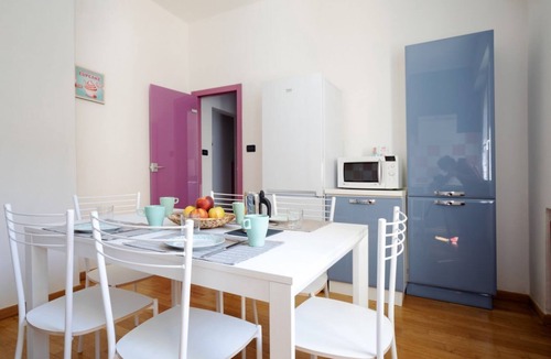 Fossolo Apartment | GuestHost - Sant'Orsola Malpighi Colorful & Roomy Apartment