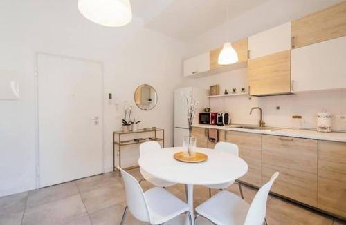 Saragozza-Porto Apartment | Happy Home: Three-room apartment for Holidays Bologna Center