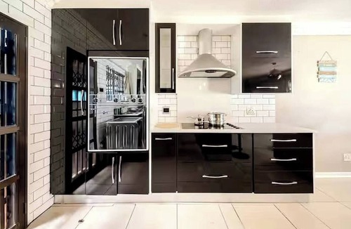 Greater Johannesburg Metropolitan Area House | Have the Entire House to Yourself
